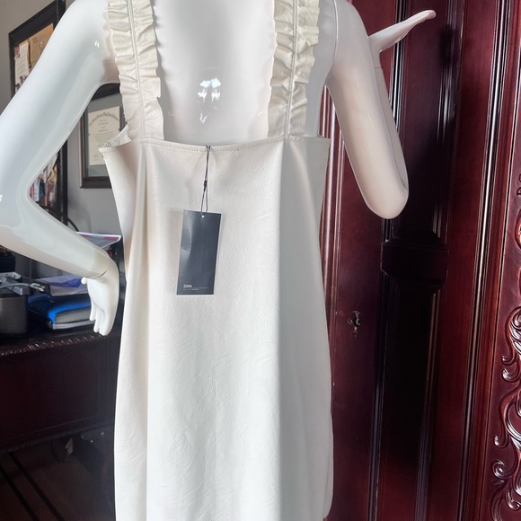 NWT Zara white leathery dress sz M - Picture 8 of 8